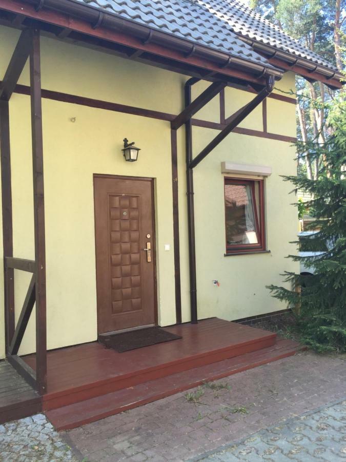 Апартаменти Apartament Sosny I Morze Лукенцин Екстер'єр фото